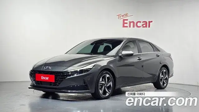 Hyundai The New Avante Hybrid 2020 — Photo 4/20