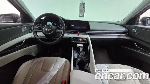 Hyundai The New Avante Hybrid 2020 — Photo 8/20