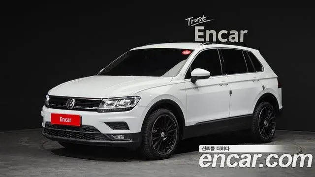Volkswagen Tiguan 2018 — Şəkil 7/20