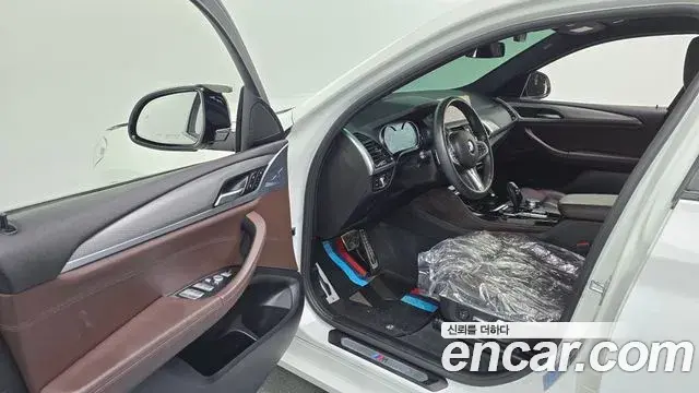 BMW X4 2019 — ფოტო 32/34