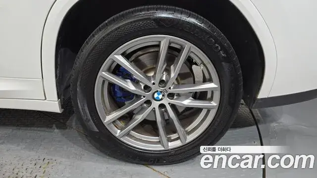 BMW X4 2019 — ფოტო 16/34