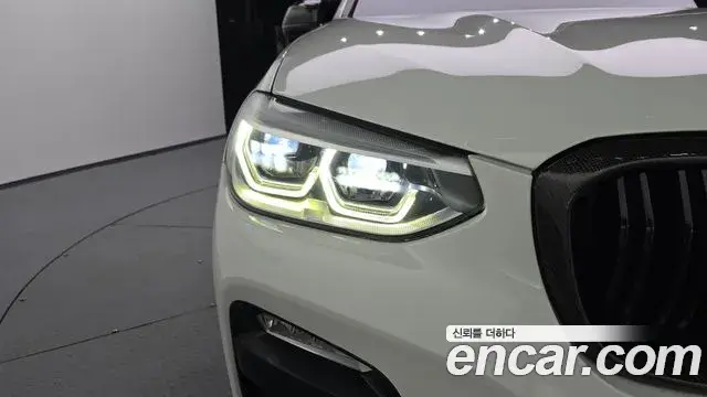 BMW X4 2019 — ფოტო 25/34