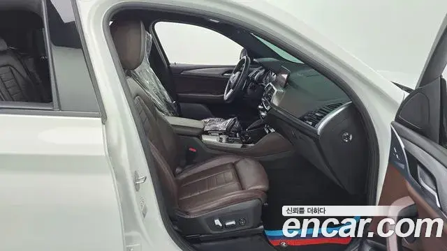 BMW X4 2019 — ფოტო 28/34