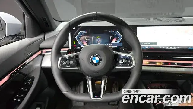 BMW 5 Series 2026 — ფოტო 28/31