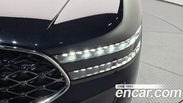 Genesis G90 2022 — ფოტო 22/30