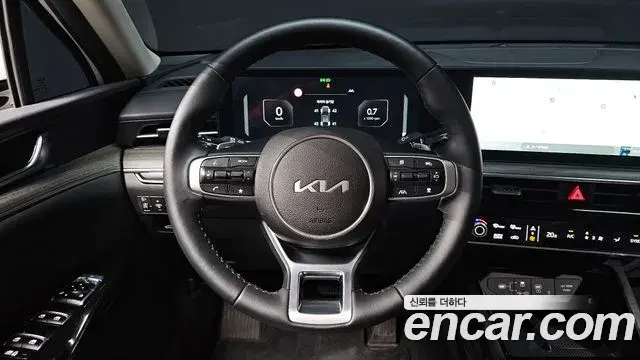 Kia K5 2024 — Photo 12/30