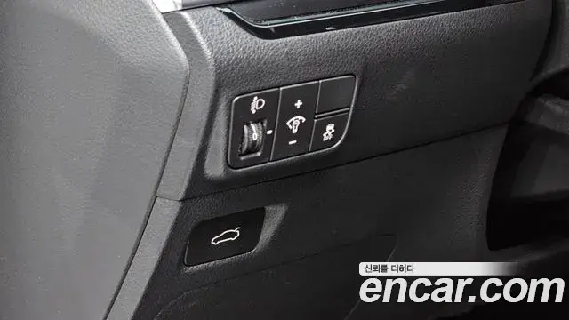 Kia K5 2024 — Photo 7/30