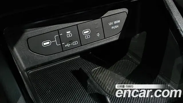 Kia K5 2024 — Photo 19/30