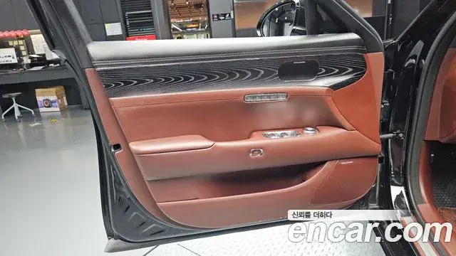 Genesis G90 2023 — ფოტო 25/36