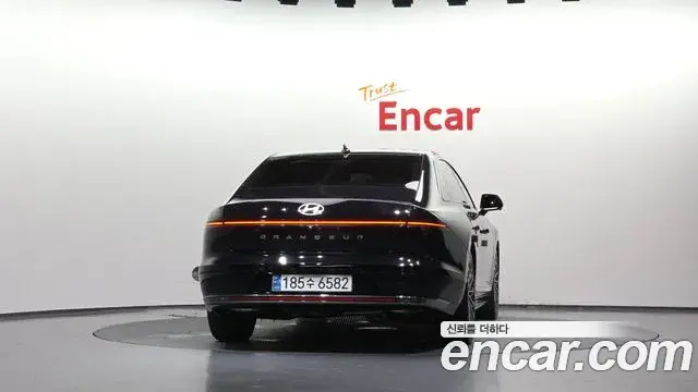 Hyundai Grandeur Hybrid 2025 — ფოტო 34/35