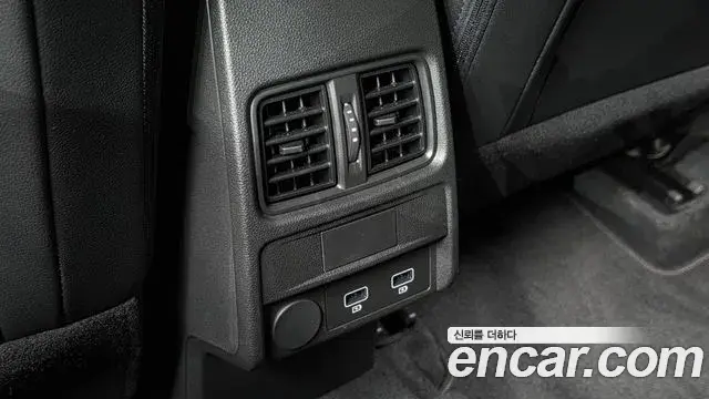 Renault Samsung Arkana 2025 — Şəkil 30/31