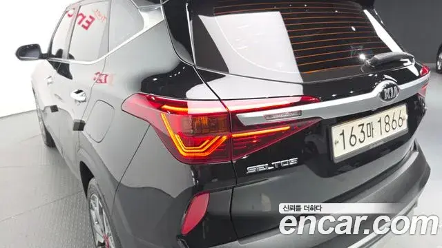 Kia Seltos 2019 — Şəkil 14/32
