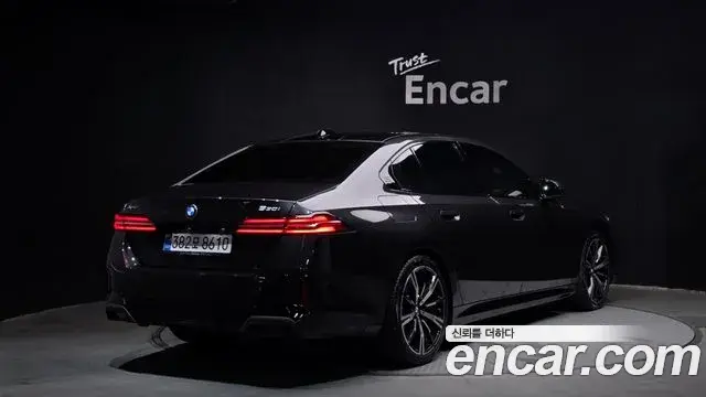 BMW 5 Series 2026 — Şəkil 31/31