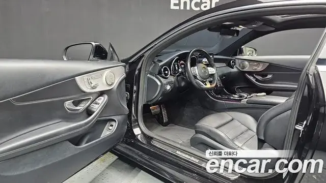 Mercedes-Benz C-Class 2020 — Фото 10/20