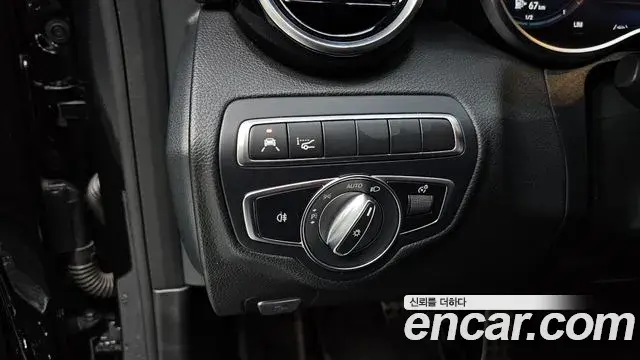 Mercedes-Benz C-Class 2020 — Фото 19/20