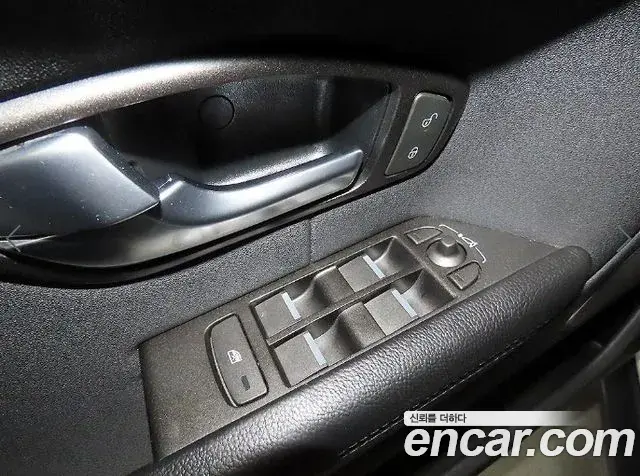 Land Rover Range Rover Evoque 2019 — ფოტო 3/20
