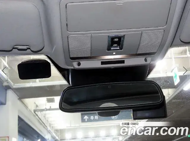 Land Rover Range Rover Evoque 2019 — ფოტო 14/20