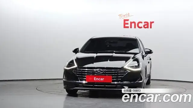 Hyundai Sonata Hybrid 2021 — Şəkil 9/20