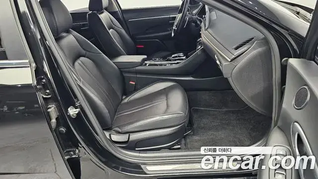 Hyundai Sonata Hybrid 2021 — Şəkil 16/20