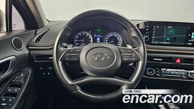 Hyundai Sonata Hybrid 2021 — Şəkil 15/20
