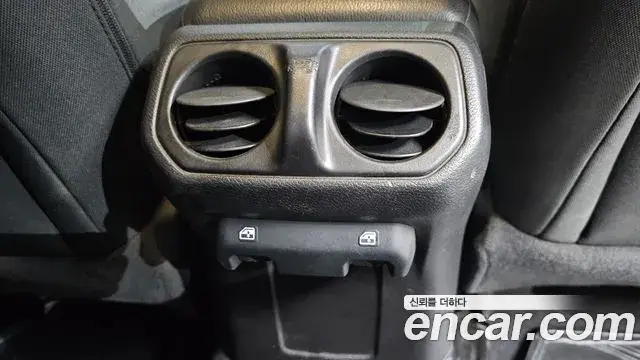 Jeep Wrangler 2020 — ფოტო 5/30