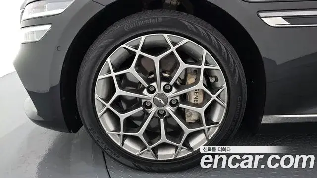 Genesis G80 2021 — Photo 11/20