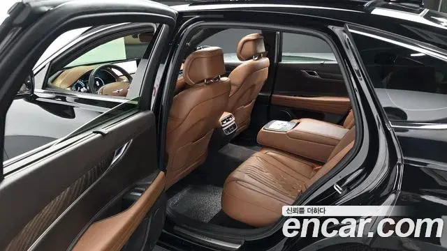 Genesis G80 2021 — Photo 8/20