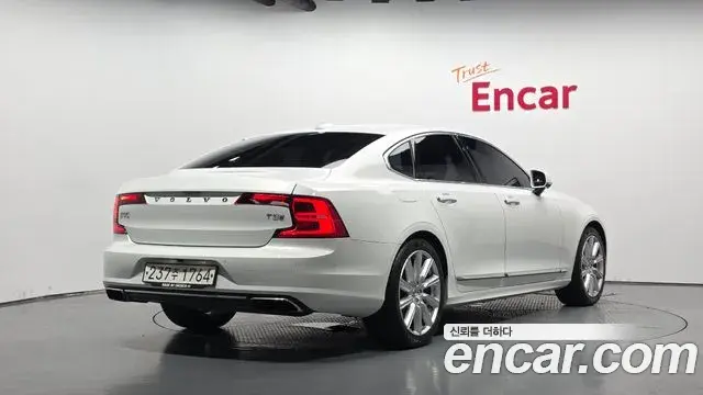 Volvo S90 2019 — Фото 2/20