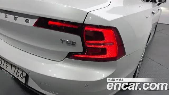 Volvo S90 2019 — ფოტო 5/34