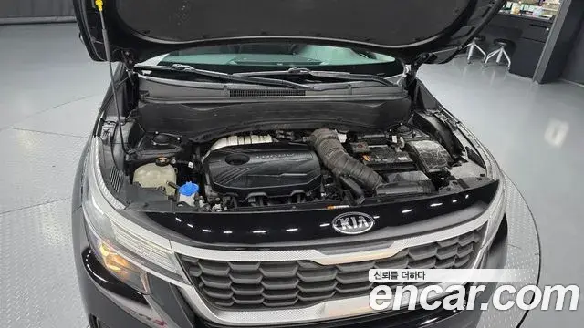 Kia Seltos 2020 — ფოტო 3/20