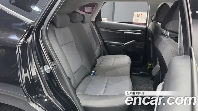 Kia Seltos 2020 — ფოტო 18/20