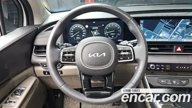 Kia Carnival 2023 — Şəkil 14/20