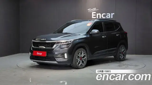 Kia Seltos 2022 — ფოტო 7/34