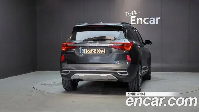 Kia Seltos 2022 — ფოტო 9/34