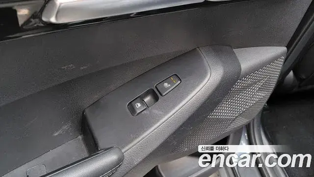Kia Seltos 2022 — ფოტო 2/34