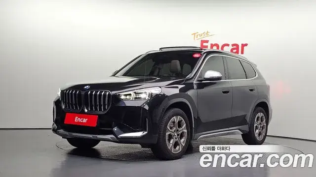 BMW X1 2023 — Şəkil 19/20