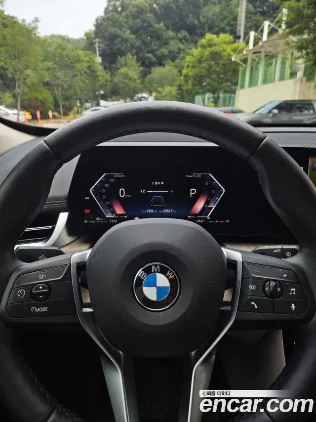 BMW X1 2023 — Şəkil 13/20