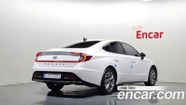 Hyundai Sonata 2022 — Фото 2/20