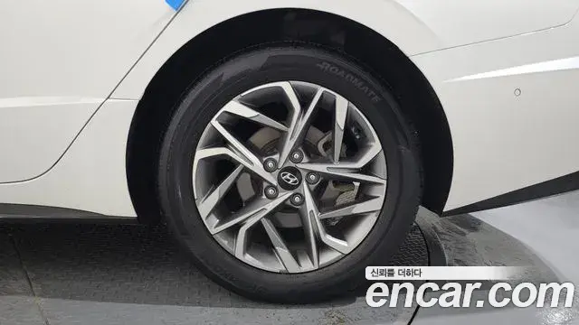 Hyundai Sonata Hybrid 2022 — Şəkil 19/30
