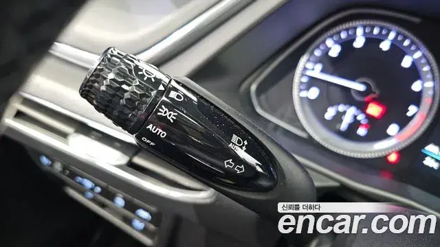 Hyundai Sonata Hybrid 2022 — Şəkil 5/30