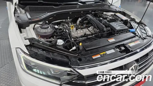 Volkswagen Jetta 2021 — Şəkil 2/31