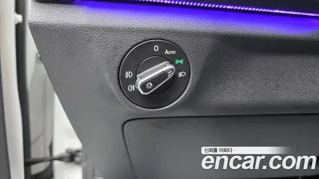 Volkswagen Jetta 2021 — Şəkil 11/31
