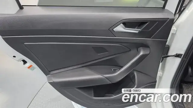 Volkswagen Jetta 2021 — Şəkil 20/31