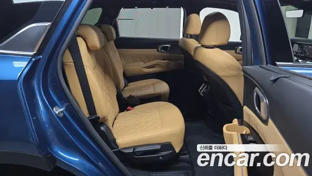 Kia Sorento 2022 — Şəkil 10/37
