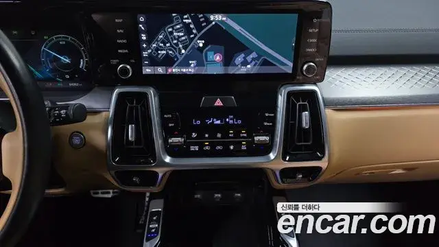 Kia Sorento 2022 — Şəkil 23/37