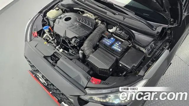Hyundai Veloster 2019 — ფოტო 5/30