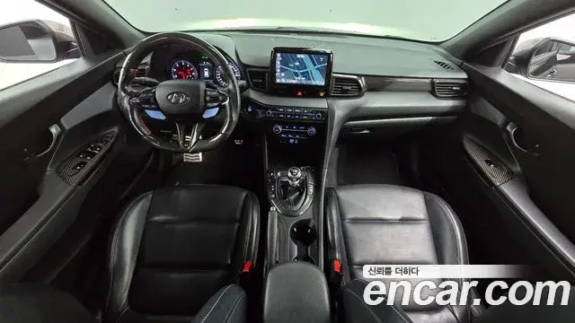 Hyundai Veloster 2019 — ფოტო 17/30