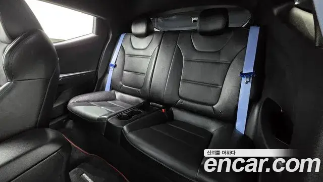 Hyundai Veloster 2019 — ფოტო 8/30
