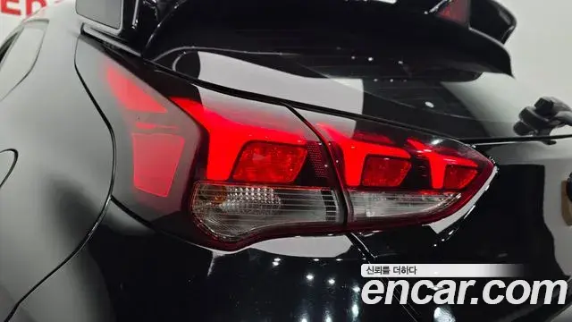 Hyundai Veloster 2019 — ფოტო 2/30