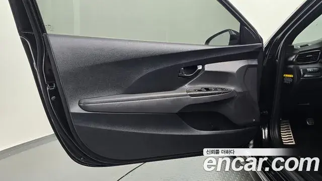 Hyundai Veloster 2019 — ფოტო 12/30